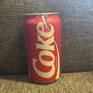 1986 COLLECTIBLE UNOPENED OLYMPICS VGC Coca-Cola Red Can